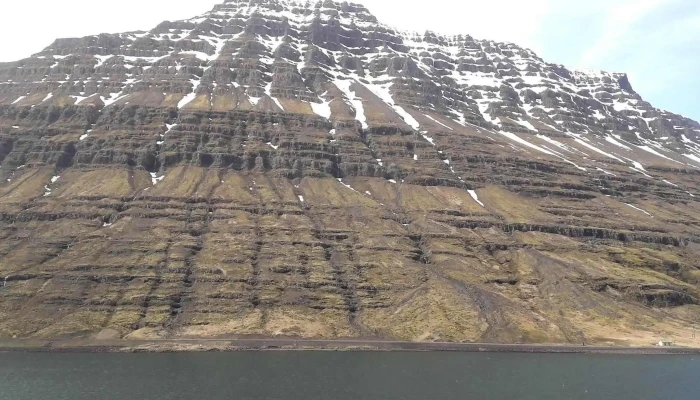 Kirkjumidstod Eskifjardar Eskifjorður - Eskifjorður