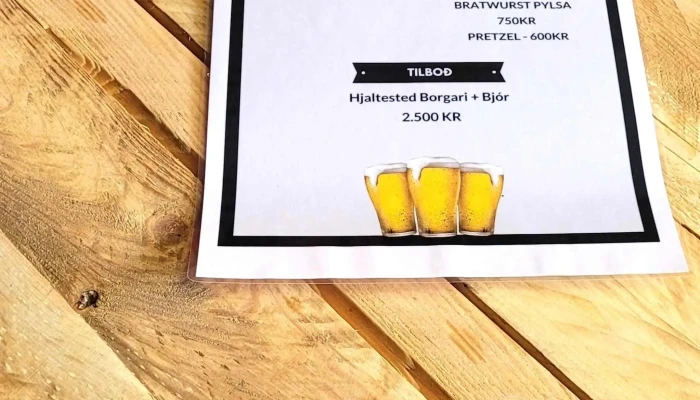 Knattspyrnufelagid Vikingur Simi - Reykjavík