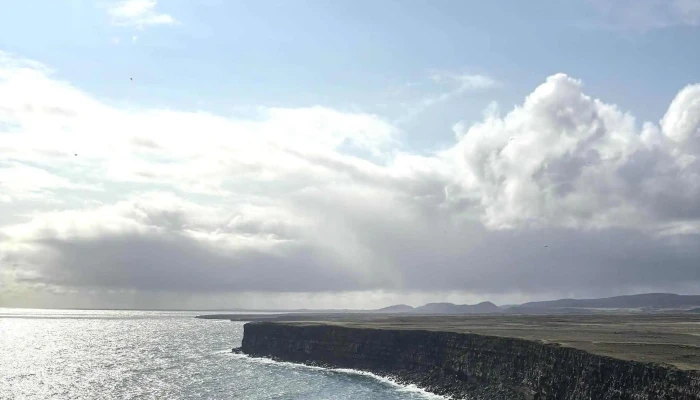 Krisuvikurberg Opið Nuna - Iceland