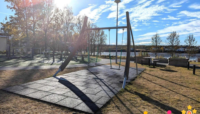 Leiksvaedi Vid Kopavogsgerdi Leikvollur - Kópavogur