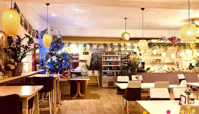 Loving Vegan -  Stemning - Hafnarfjörður