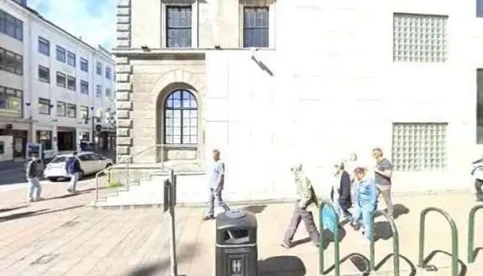 Menni -    Thjonustumidadar Gervigreindarlausnir Hugbunaðarfyrirtæki - Reykjavík