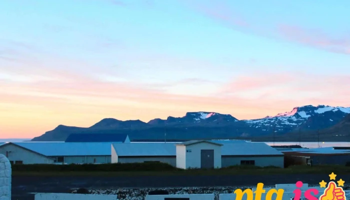 Olafsvikurkirkjugardur Kirkjugarður - Ólafsvík