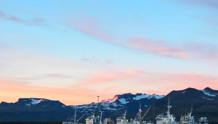 Olafsvikurkirkjugardur Simi - Ólafsvík