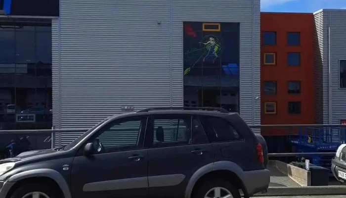 Rafbraut -  Myndskeid - Kópavogur