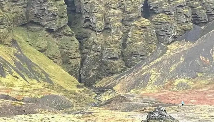 Rauðfeldsgjá - Iceland