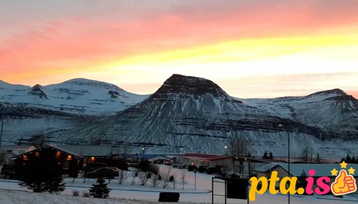 Reydarfjordur Myndskeid - Reyðarfjörður