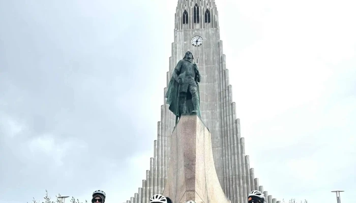Reykjavik Bike Tours -  Kynning - Reykjavík