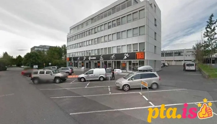 Reykjavik Health Center - 108