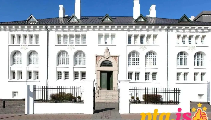 Safnahusid House Of Collections Fra Eiganda - Reykjavík