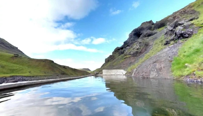 Seljavallalaug -  Street View 360deg - Evindarhólar