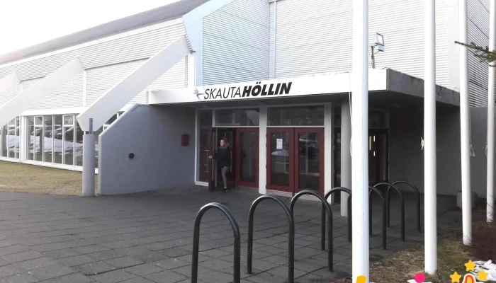Skautahöllin í Laugardal - 104 Reykjavík