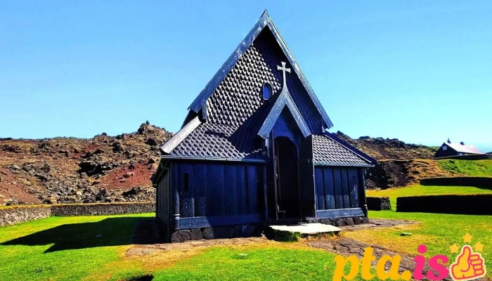 Stafkirkjan - Vestmannaeyjabær