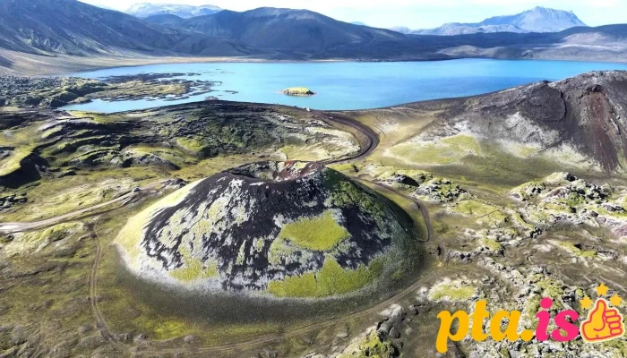 Stútur crater - Ísland