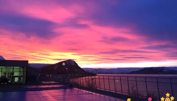 Sundlaug Patreksfjardar Fra Eiganda - Patreksfjörður