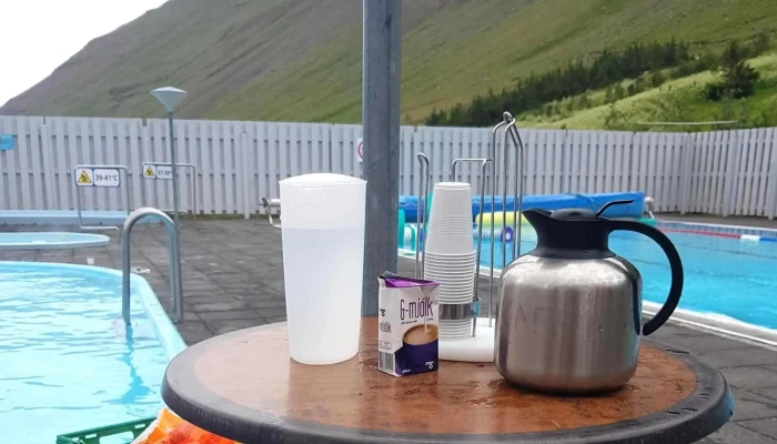 Sundlaug Sudureyrar Safn - Suðureyri