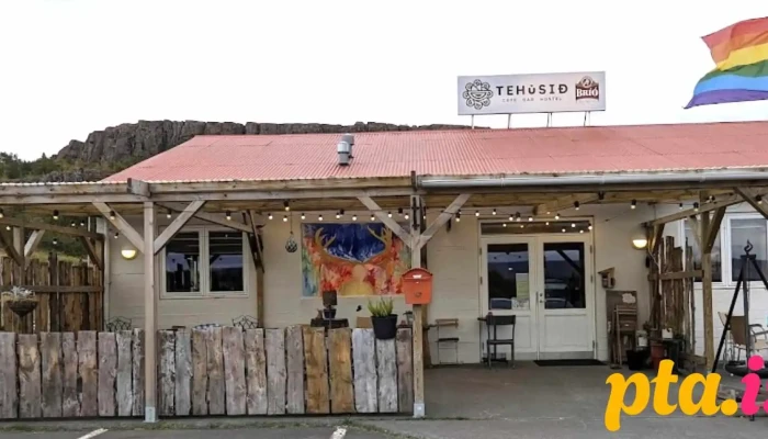 Tehusid Hostel Kaffihus - Egilsstaðir