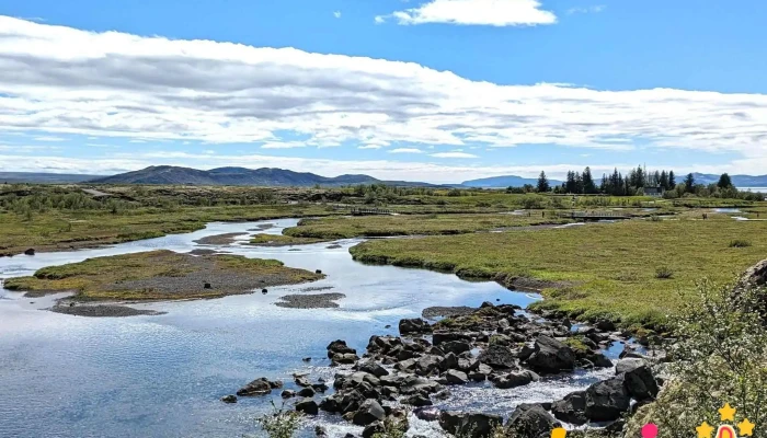 Thingvallabaer Drekkingarhylur - Thingvellir