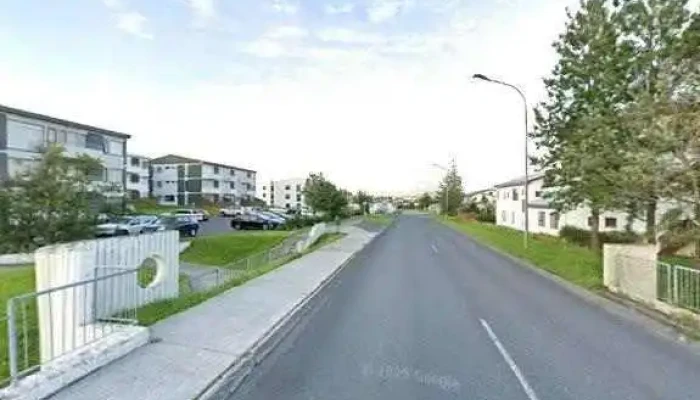 Thrastarholar Bus Stop - Reykjavík