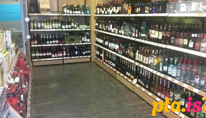 Vinbudin Ad Innan - Reyðarfjörður
