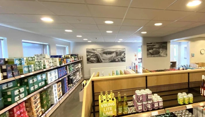 Vinbudin Nalægt Mer - Húsavík