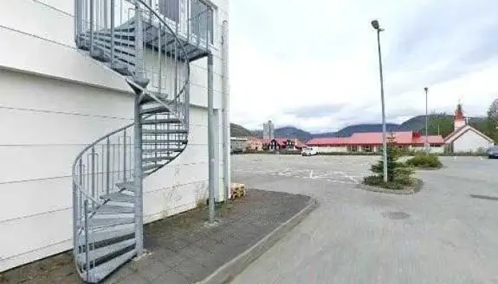Vinbudin Street View 360deg - Reyðarfjörður