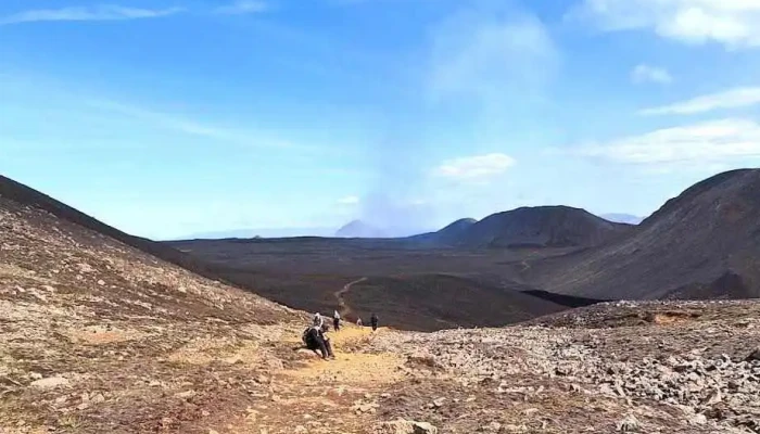 Volcano tours - Eldfjallaferðir - 240 Grindavík