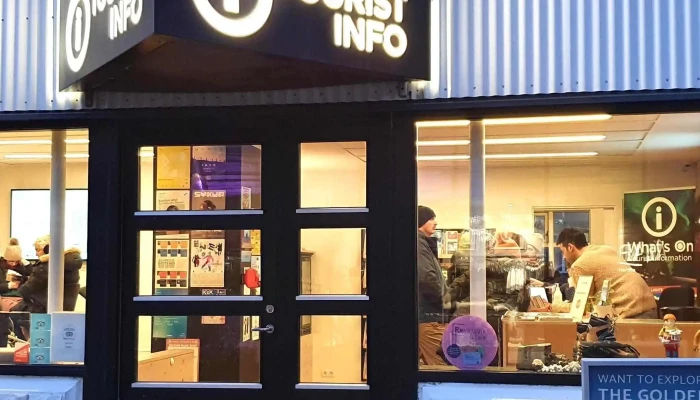 Whats On In Iceland   Upplysingamidstod Ferdamanna Og Bokunarmidstod Aætlun - Reykjavík