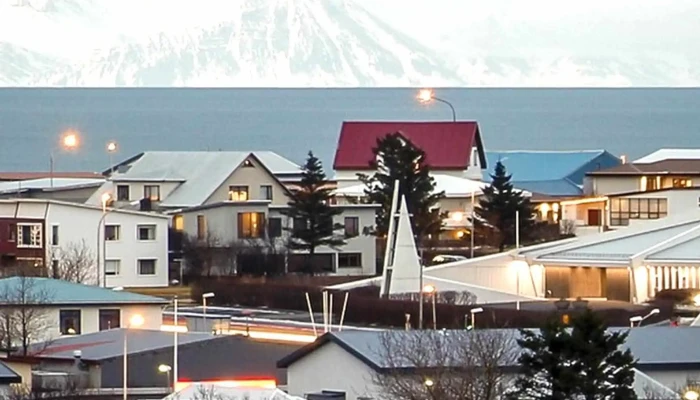 Ytri -  Njardvikurkirkja Instagram - Njarðvík